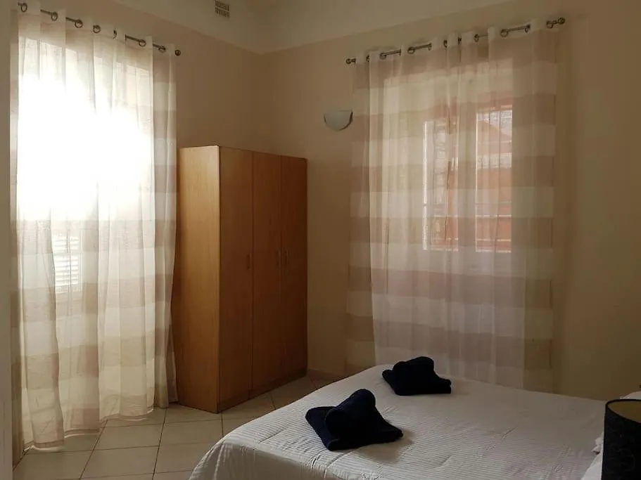 Lovely Apt, 5 Mins Walk From Castille Sq, Valletta Il-Furjana Lägenhet